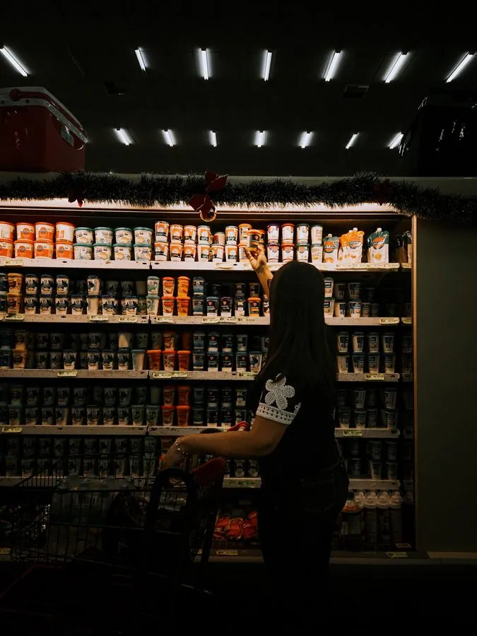 Shoppers choosing packaged drinks